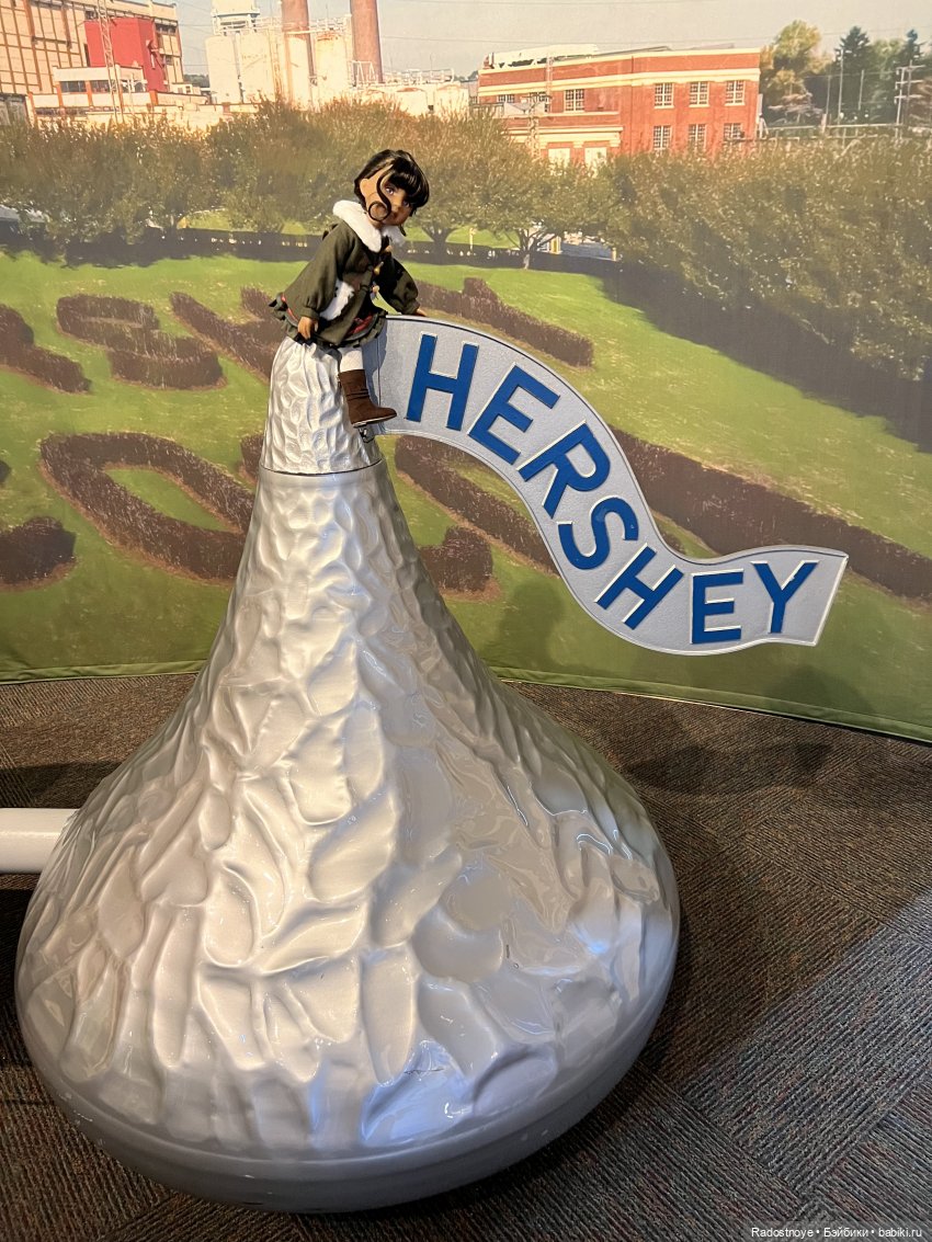 Джой в Hershey — Куклы Ruby Red (Руби Ред) Fashion Friends: Siblies