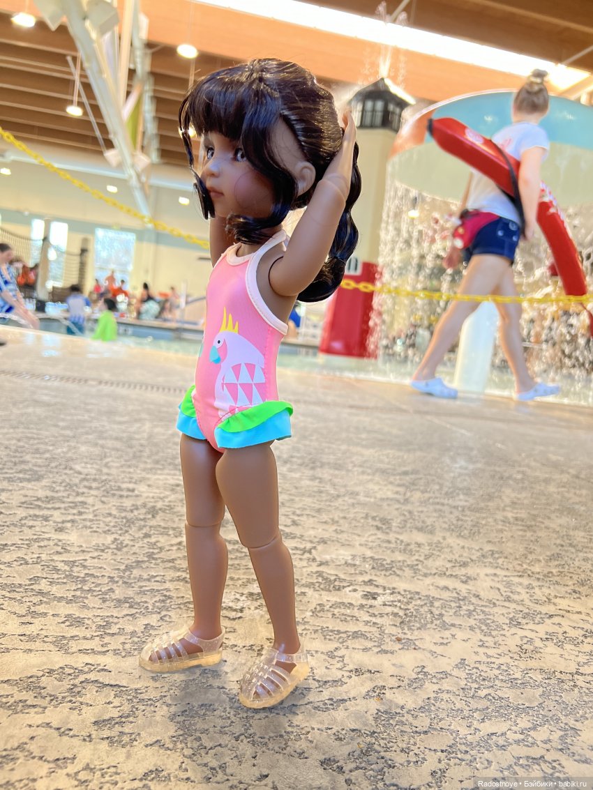 Джой в Hershey — Куклы Ruby Red (Руби Ред) Fashion Friends: Siblies