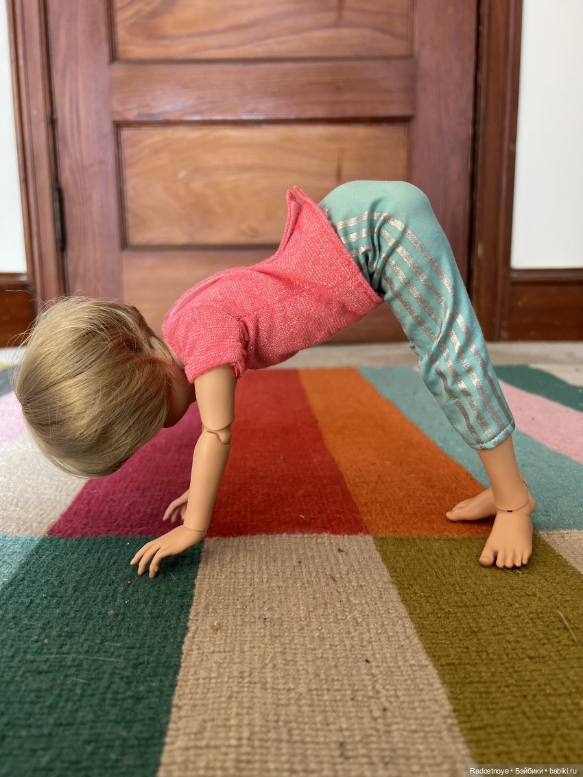 Занятие йогой с Бриджит — Куклы The Doll Maker (Linda Rick): Bonnie Chyle