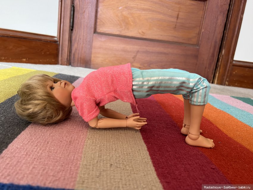 Занятие йогой с Бриджит — Куклы The Doll Maker (Linda Rick): Bonnie Chyle