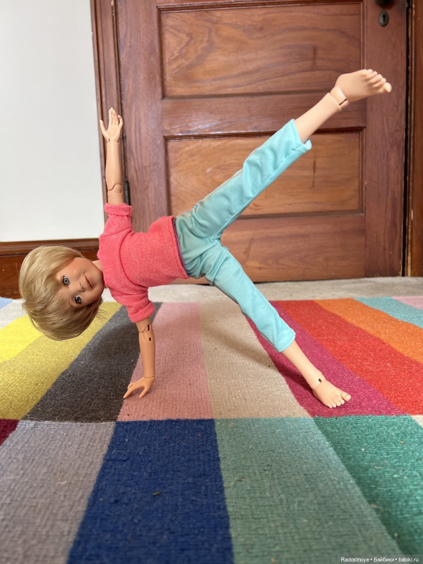 Занятие йогой с Бриджит — Куклы The Doll Maker (Linda Rick): Bonnie Chyle