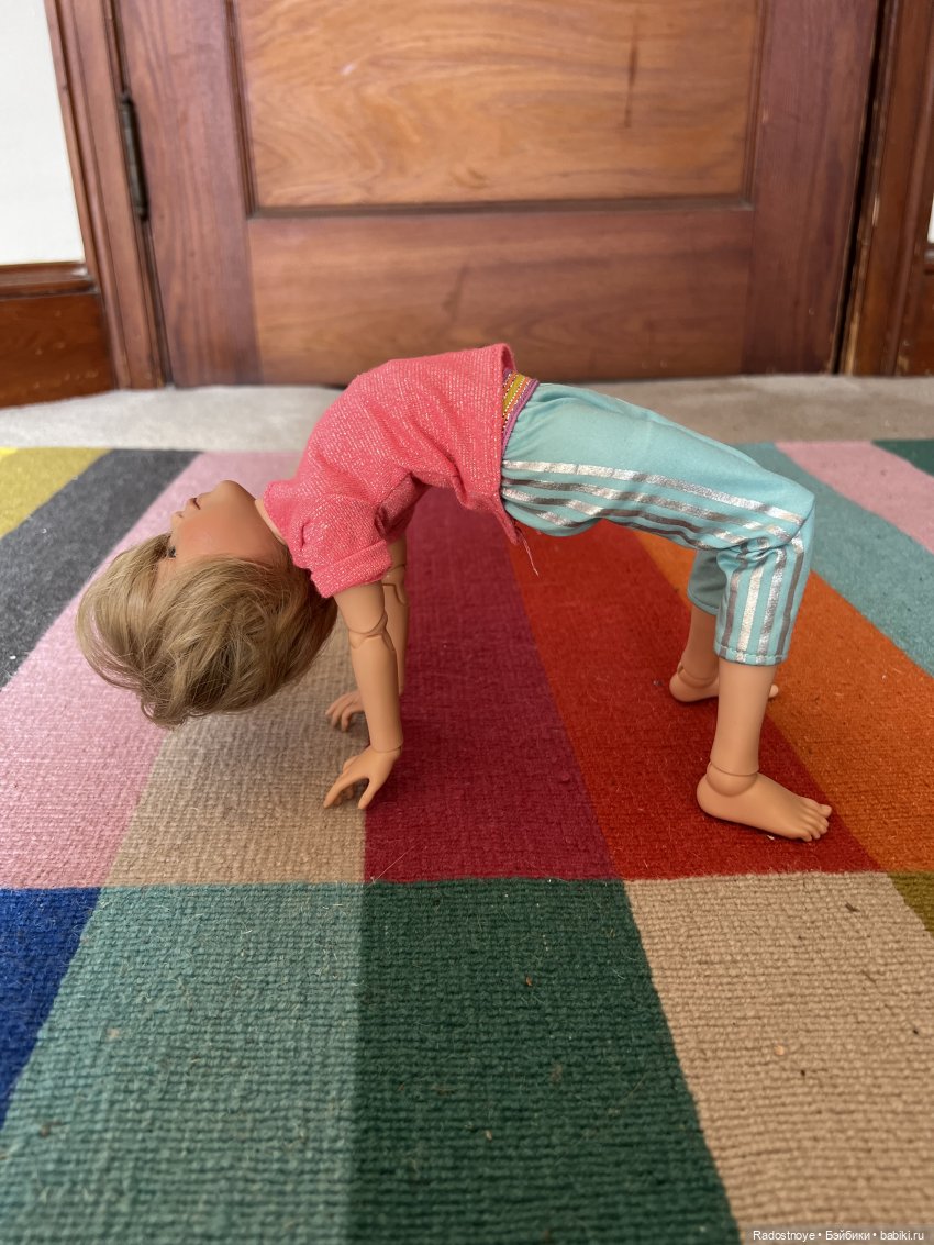 Занятие йогой с Бриджит — Куклы The Doll Maker (Linda Rick): Bonnie Chyle