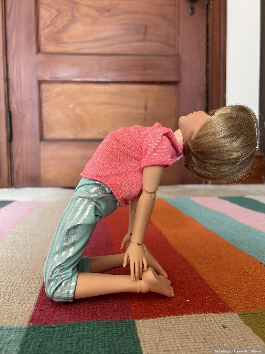 Занятие йогой с Бриджит — Куклы The Doll Maker (Linda Rick): Bonnie Chyle