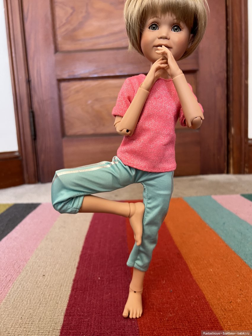 Занятие йогой с Бриджит — Куклы The Doll Maker (Linda Rick): Bonnie Chyle