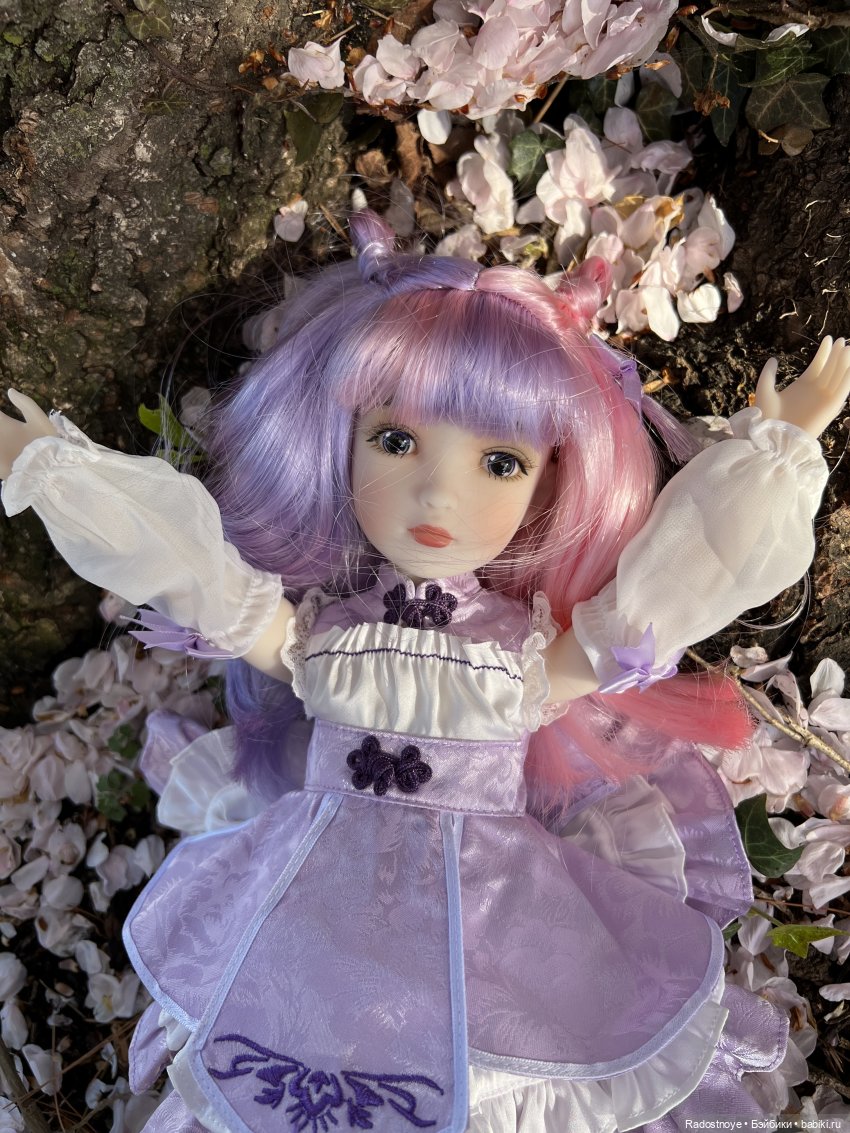 Аврил и цветение сакуры — Куклы Ruby Red (Руби Ред) Fashion Friends: Siblies (фото 9)