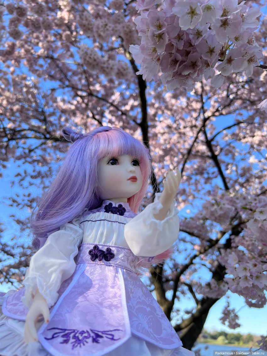 Аврил и цветение сакуры — Куклы Ruby Red (Руби Ред) Fashion Friends: Siblies (фото 6)