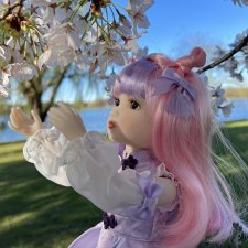 Аврил и цветение сакуры