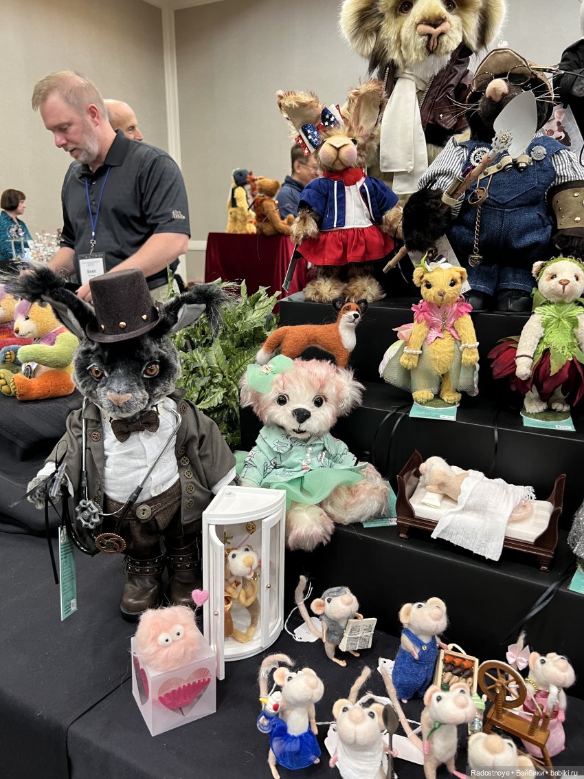 Выставка авторских кукол и мишек тедди в Филадельфии