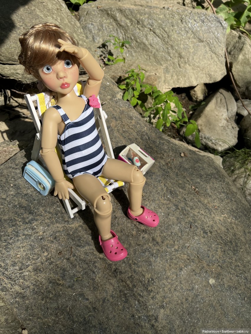 Мэйзи зря время не тратит