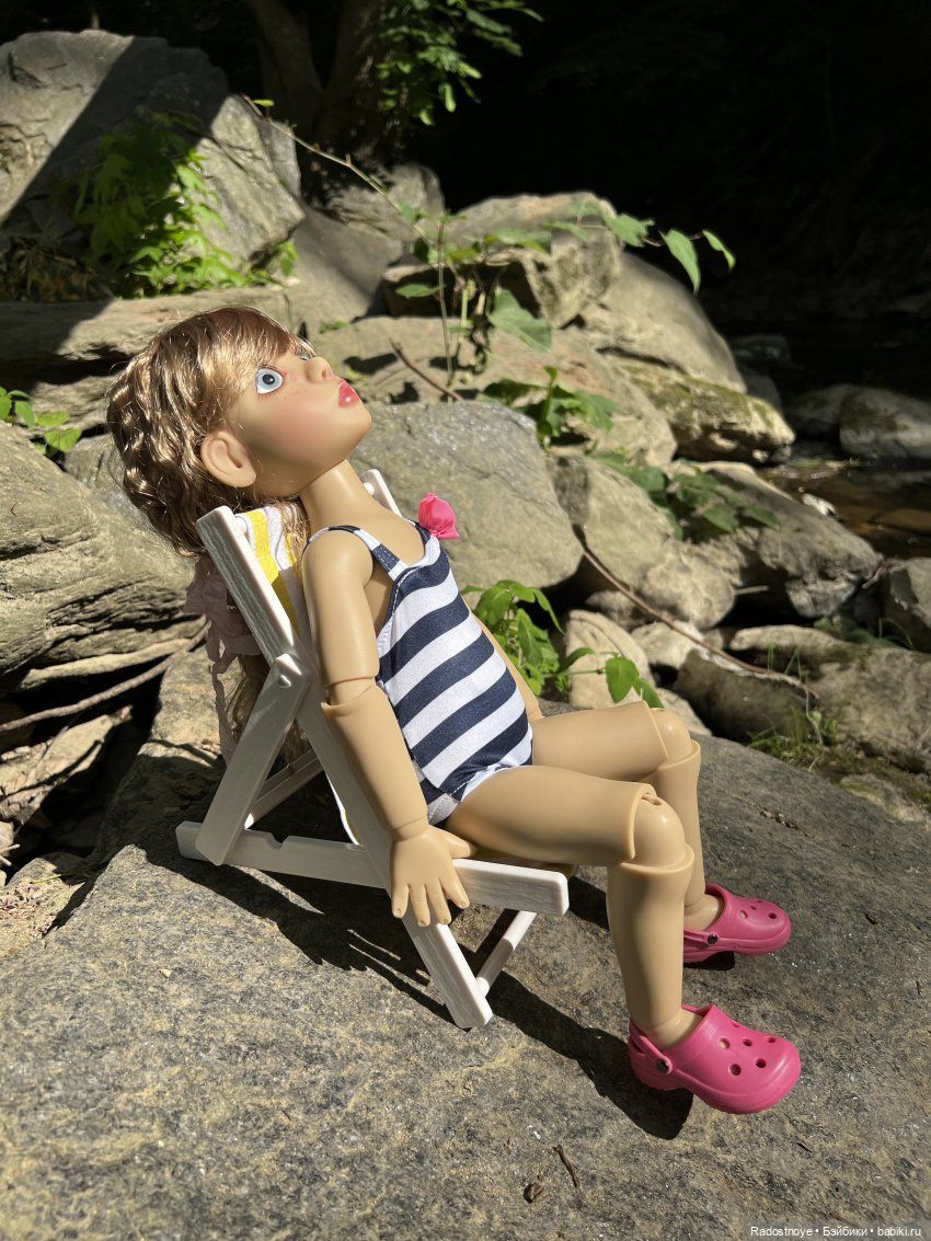 Мэйзи зря время не тратит