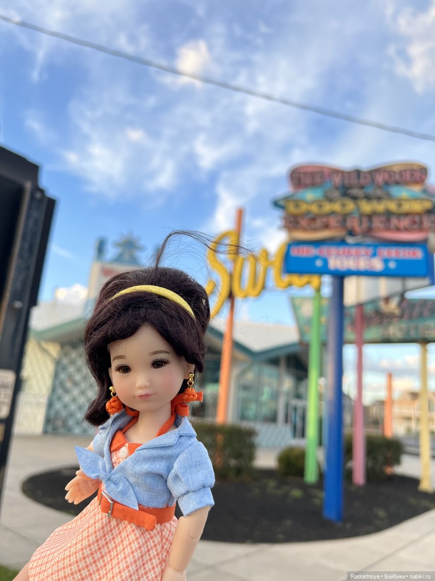 Ретро девочка ДжиДжи | Бэйбики Ретро девочка ДжиДжи — Куклы Ruby Red (Руби Ред) Fashion Friends: Siblies