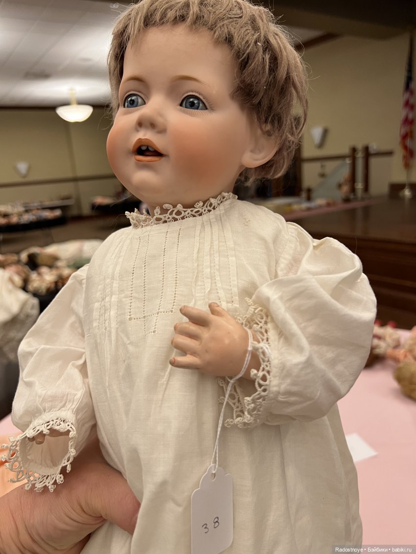 Первый опыт участия в живом аукционе антикварных и винтажных кукол