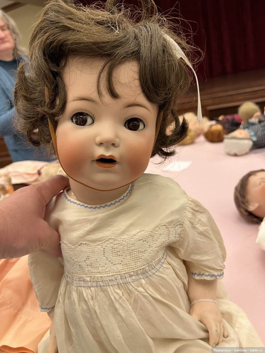 Первый опыт участия в живом аукционе антикварных и винтажных кукол