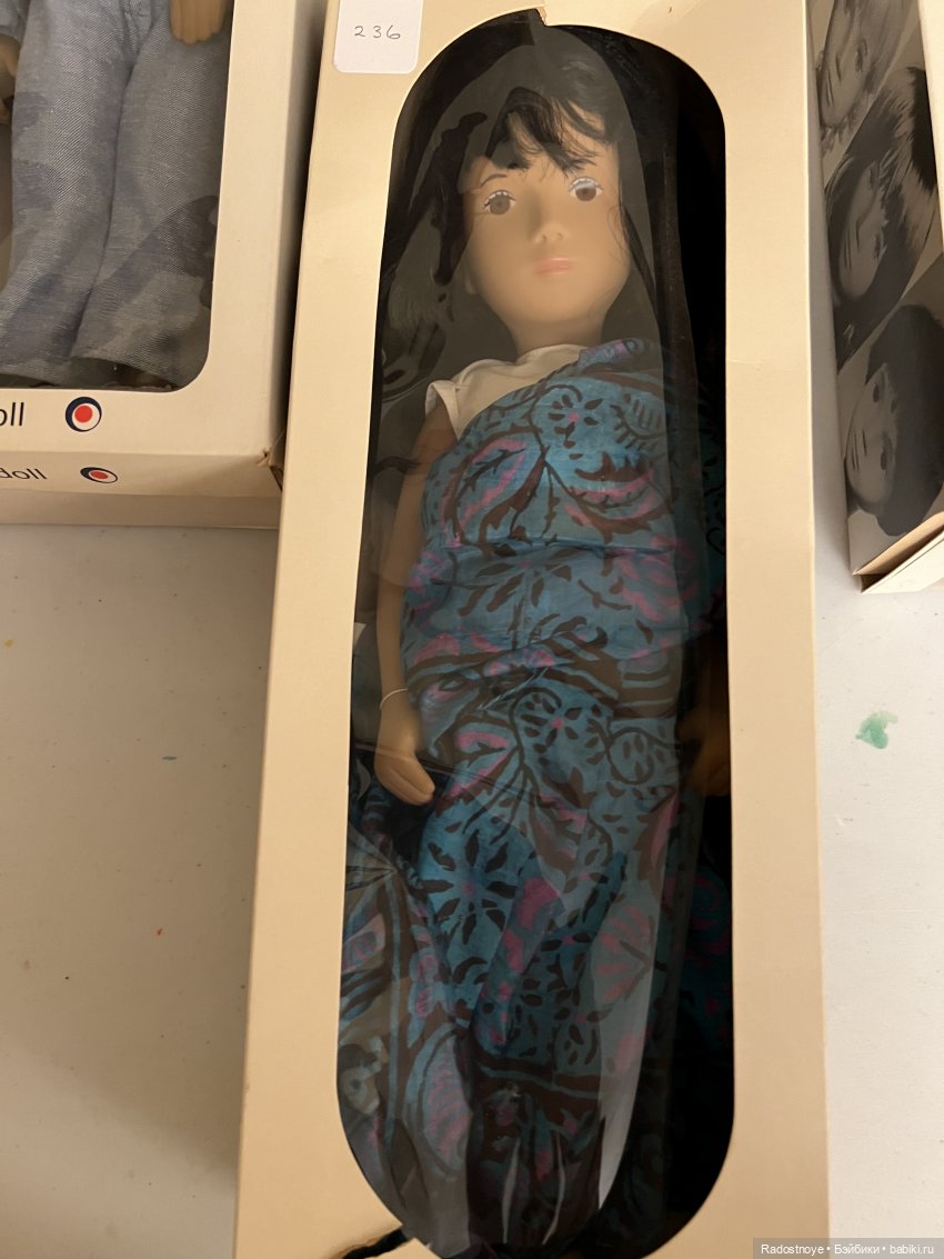 Первый опыт участия в живом аукционе антикварных и винтажных кукол