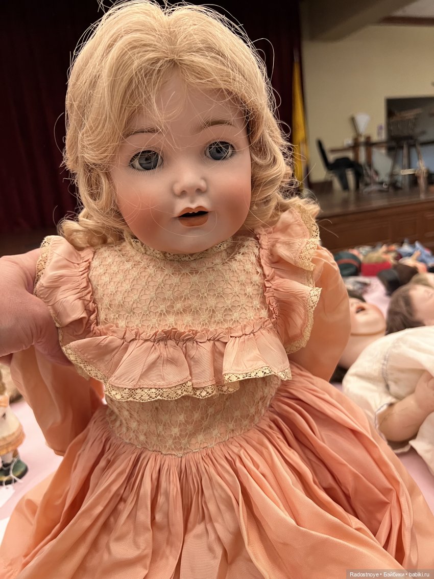 Первый опыт участия в живом аукционе антикварных и винтажных кукол