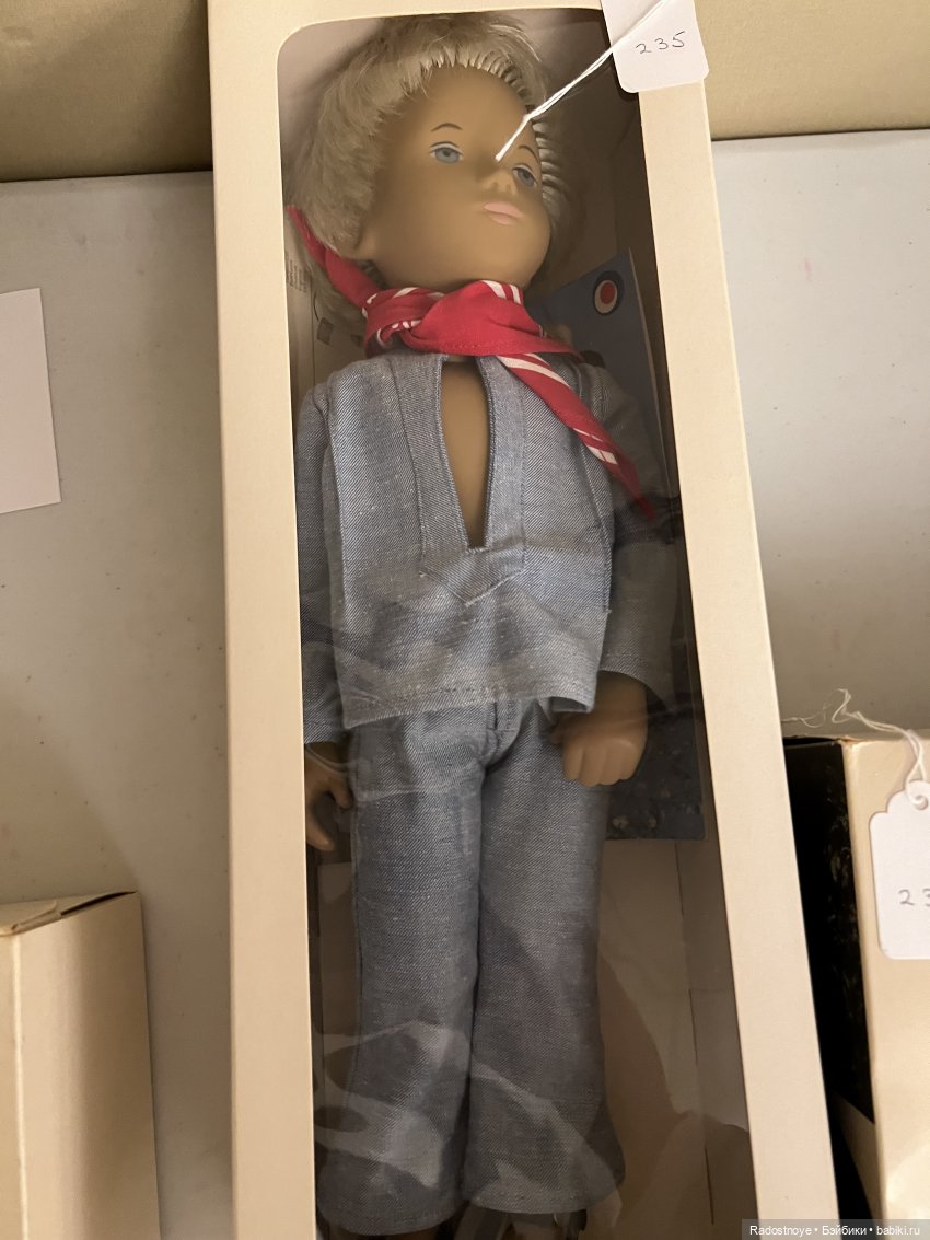 Первый опыт участия в живом аукционе антикварных и винтажных кукол