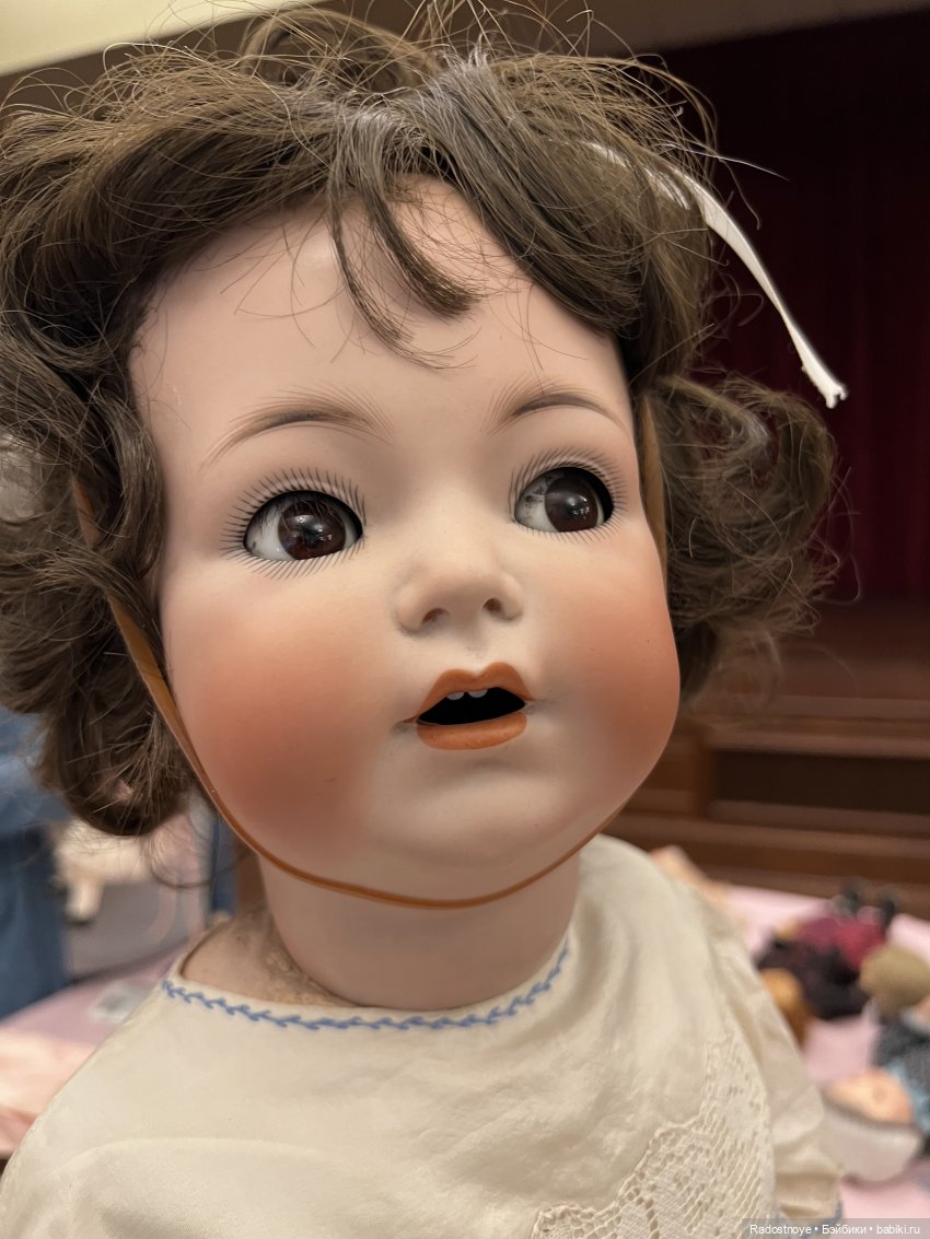 Первый опыт участия в живом аукционе антикварных и винтажных кукол