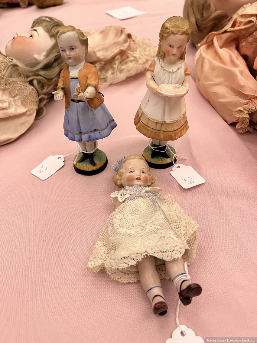 Первый опыт участия в живом аукционе антикварных и винтажных кукол