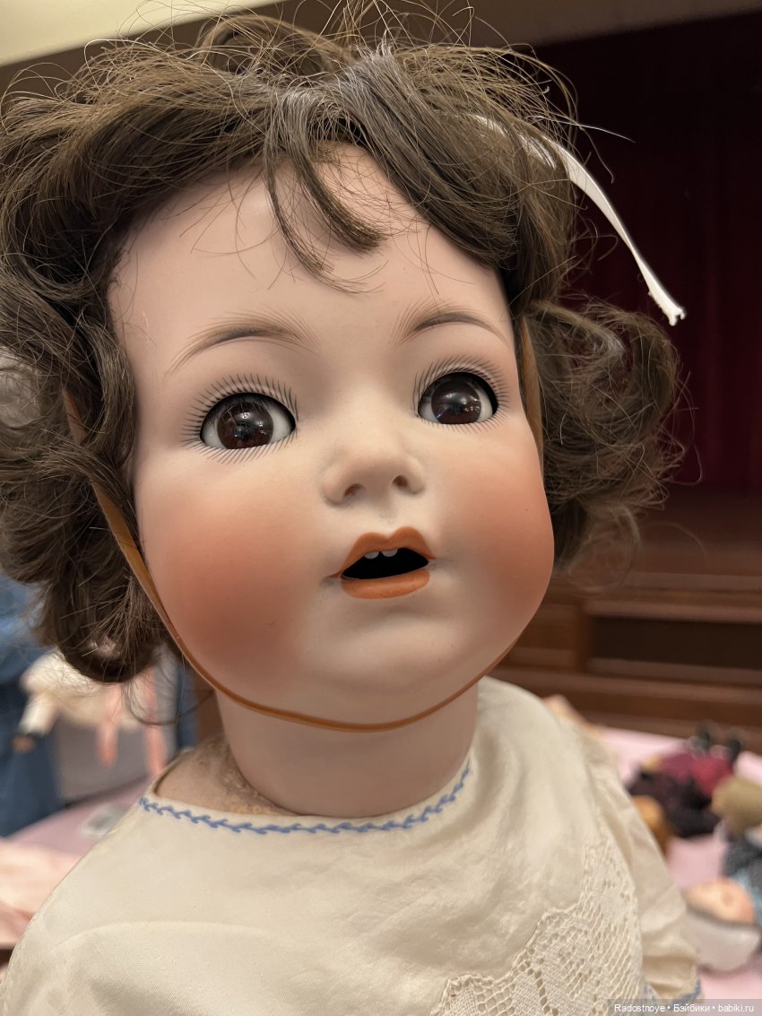 Первый опыт участия в живом аукционе антикварных и винтажных кукол