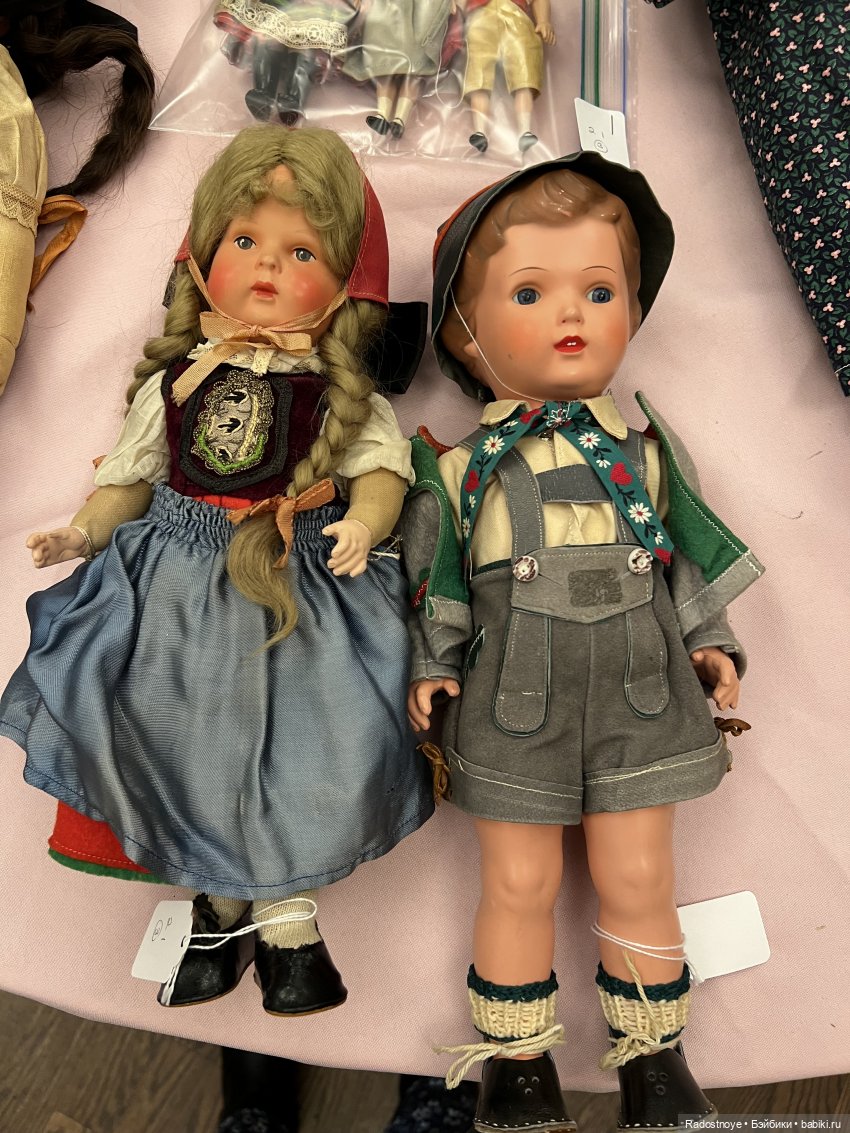 Первый опыт участия в живом аукционе антикварных и винтажных кукол