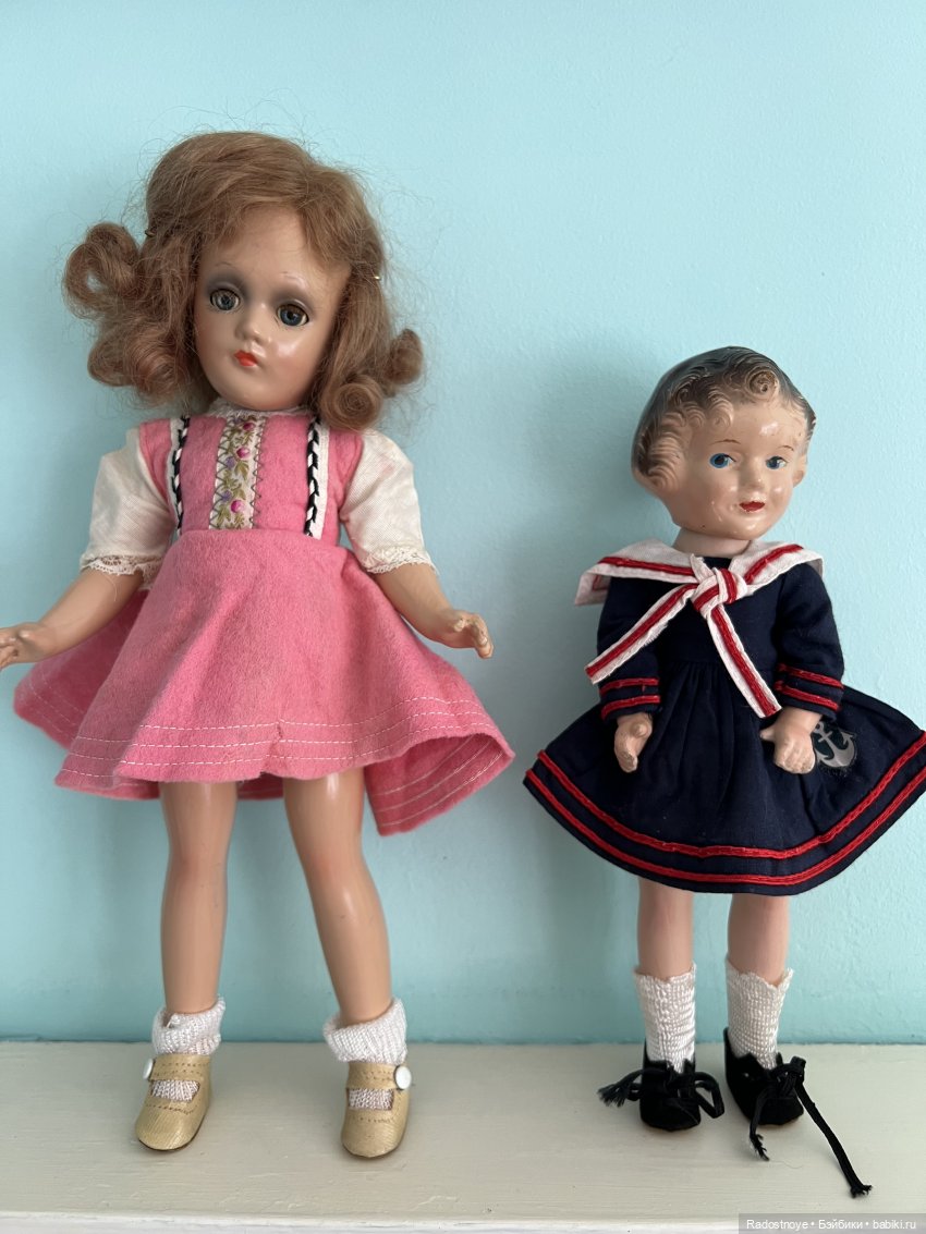 Две американские композитные куколки, выигранные в живом аукционе