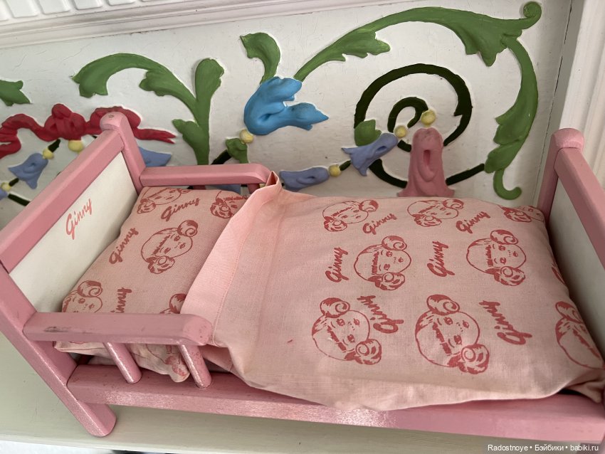 Две американские композитные куколки, выигранные в живом аукционе