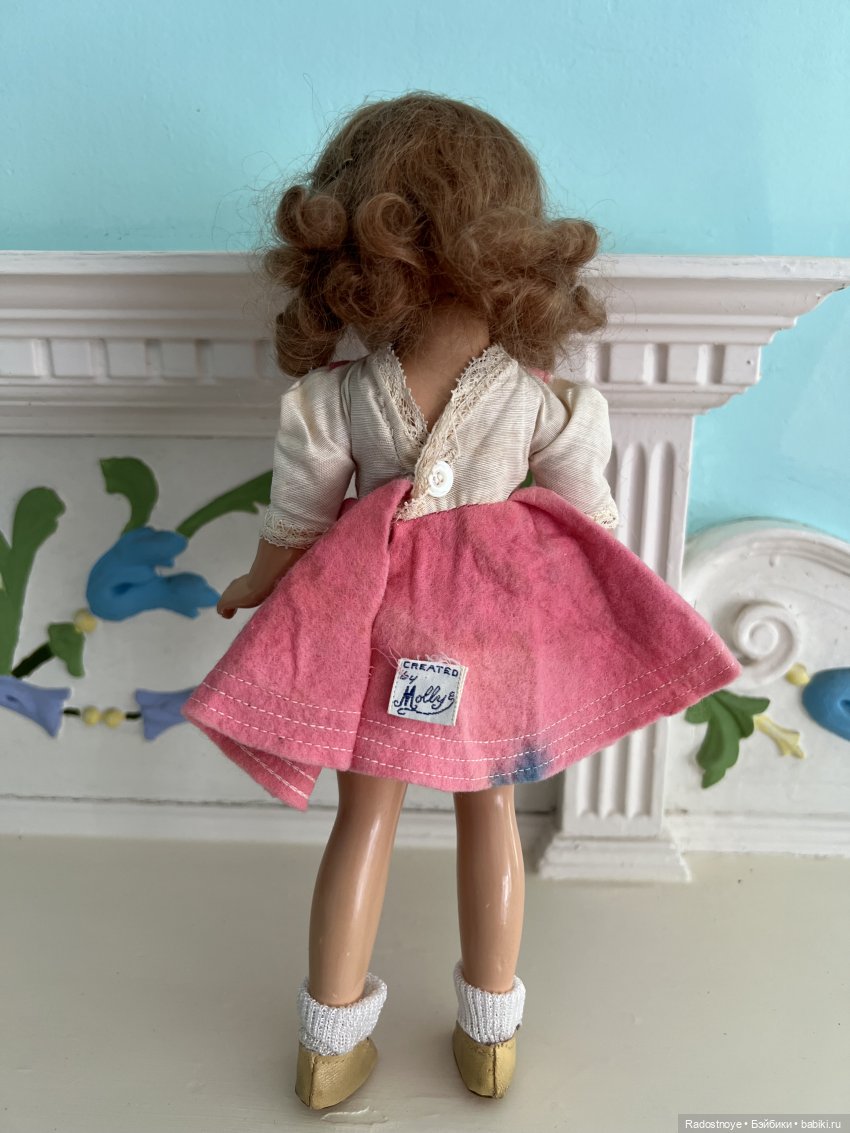 Две американские композитные куколки, выигранные в живом аукционе