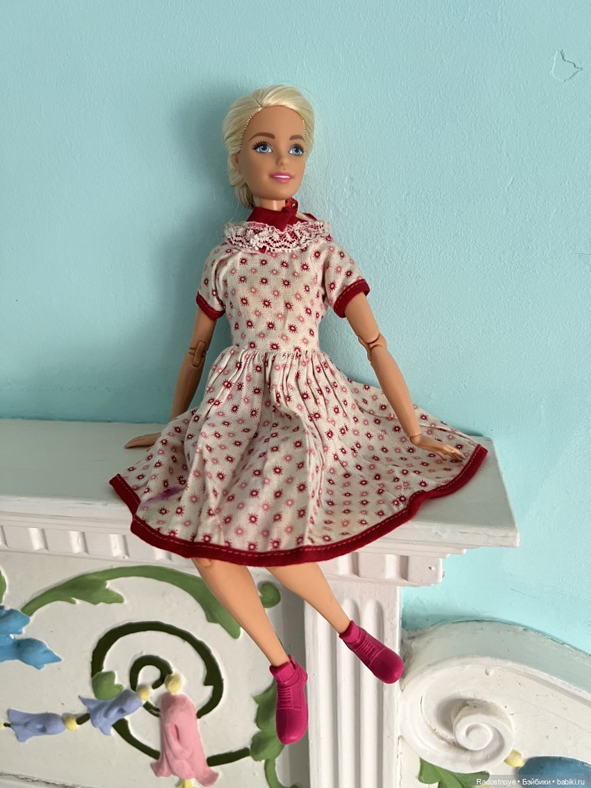 Две американские композитные куколки, выигранные в живом аукционе