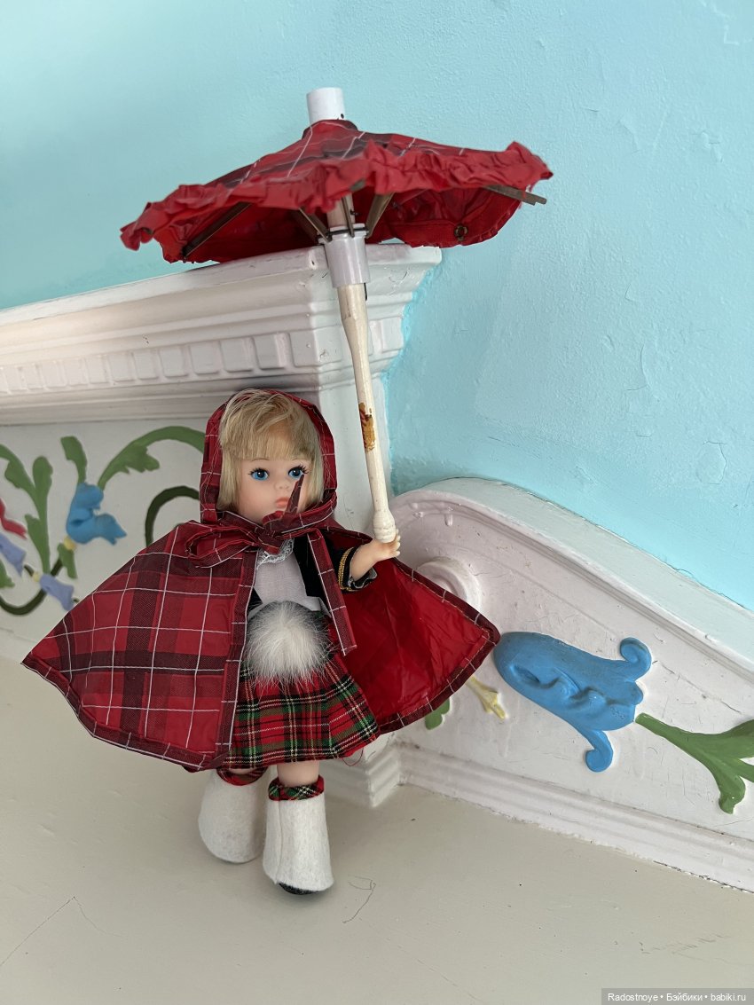 Две американские композитные куколки, выигранные в живом аукционе