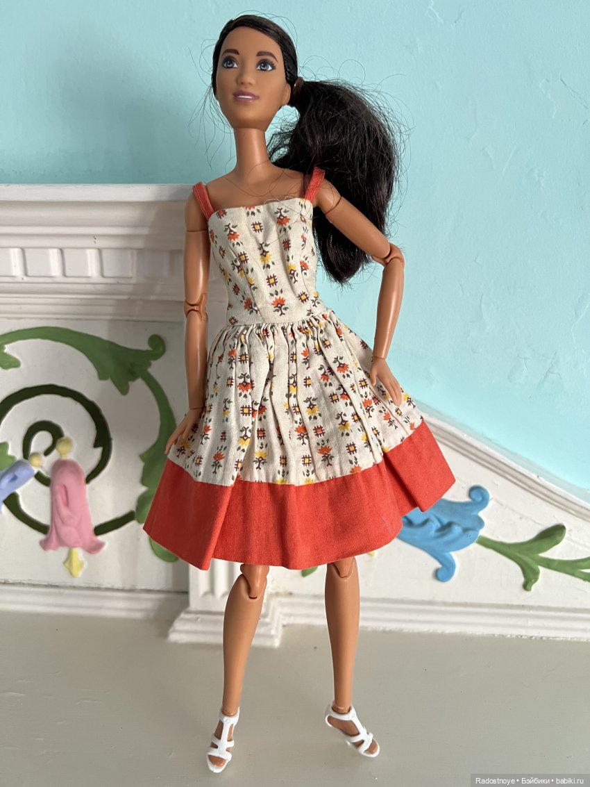 Две американские композитные куколки, выигранные в живом аукционе