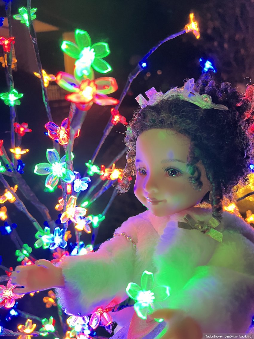 Рождественская прогулка Дженнифер и Скарлетт | Бэйбики Рождественская прогулка Дженнифер и Скарлетт (фото 10)