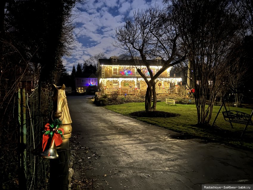 Рождественская прогулка Дженнифер и Скарлетт | Бэйбики Рождественская прогулка Дженнифер и Скарлетт