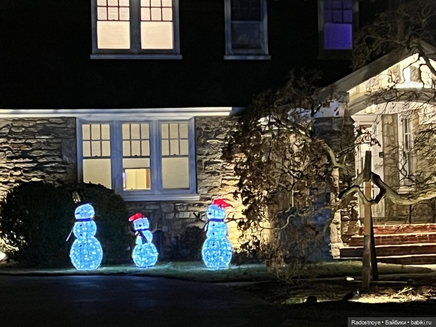 Рождественская прогулка Дженнифер и Скарлетт | Бэйбики Рождественская прогулка Дженнифер и Скарлетт