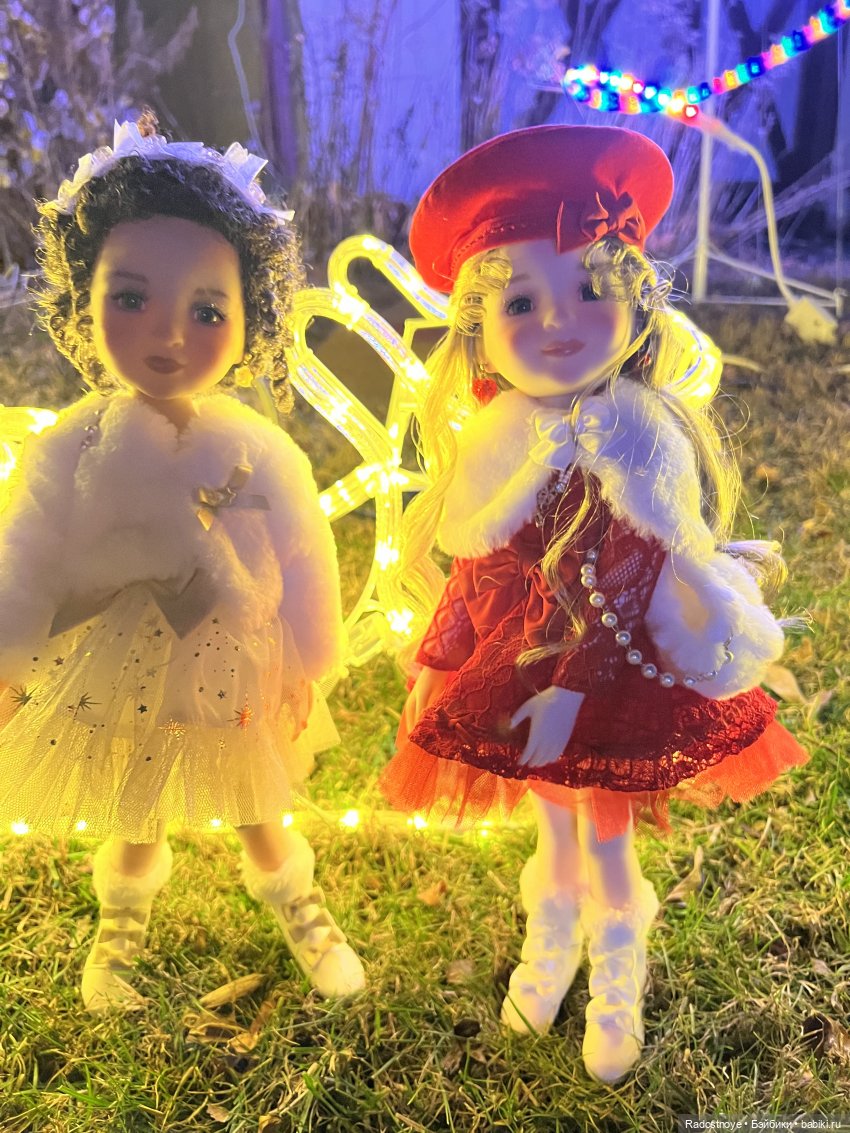 Рождественская прогулка Дженнифер и Скарлетт | Бэйбики Рождественская прогулка Дженнифер и Скарлетт (фото 8)