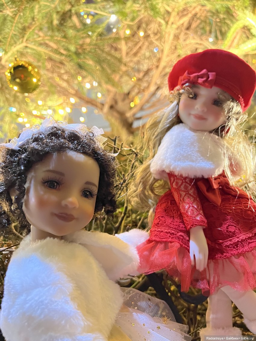 Рождественская прогулка Дженнифер и Скарлетт | Бэйбики Рождественская прогулка Дженнифер и Скарлетт