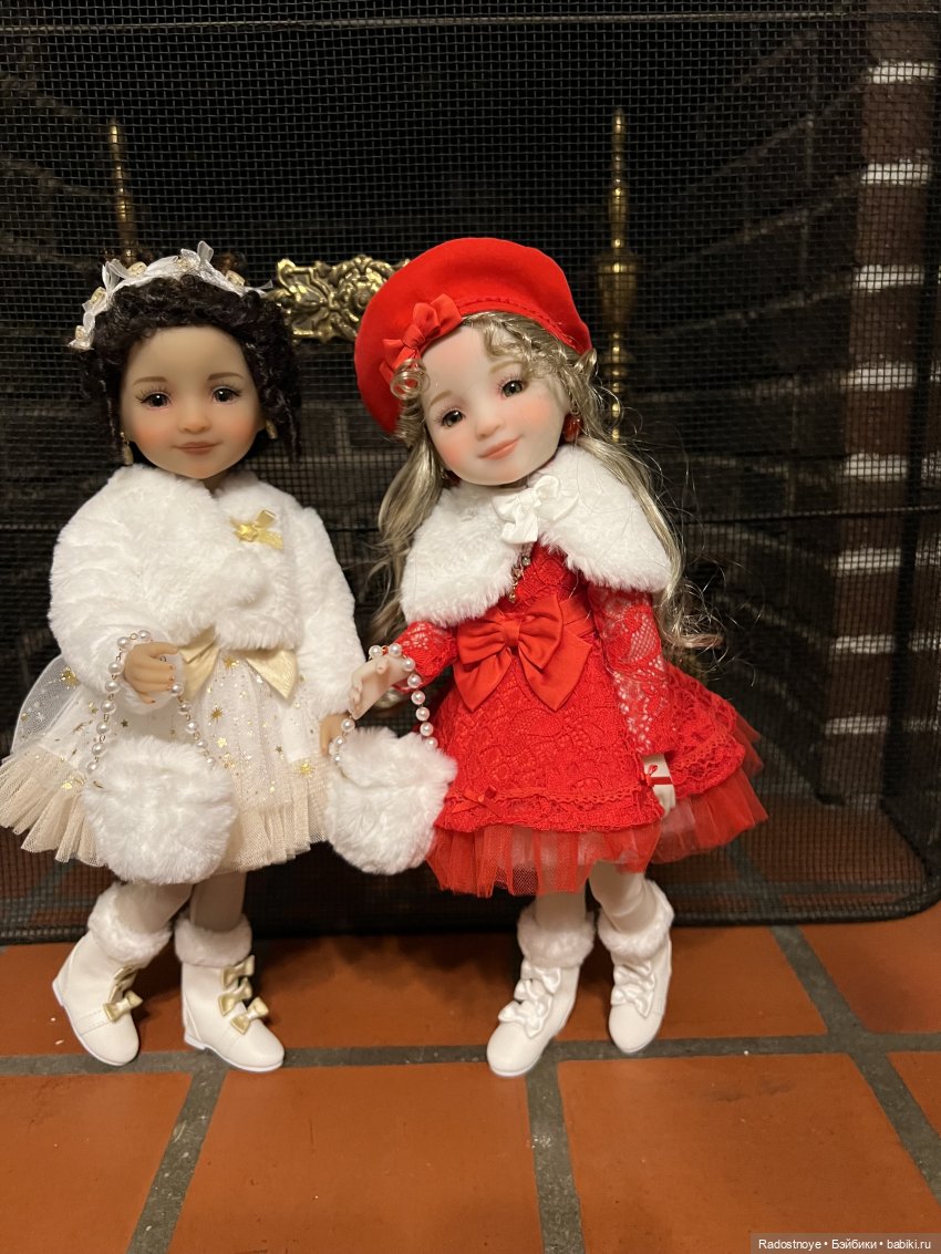 Рождественская прогулка Дженнифер и Скарлетт | Бэйбики Рождественская прогулка Дженнифер и Скарлетт