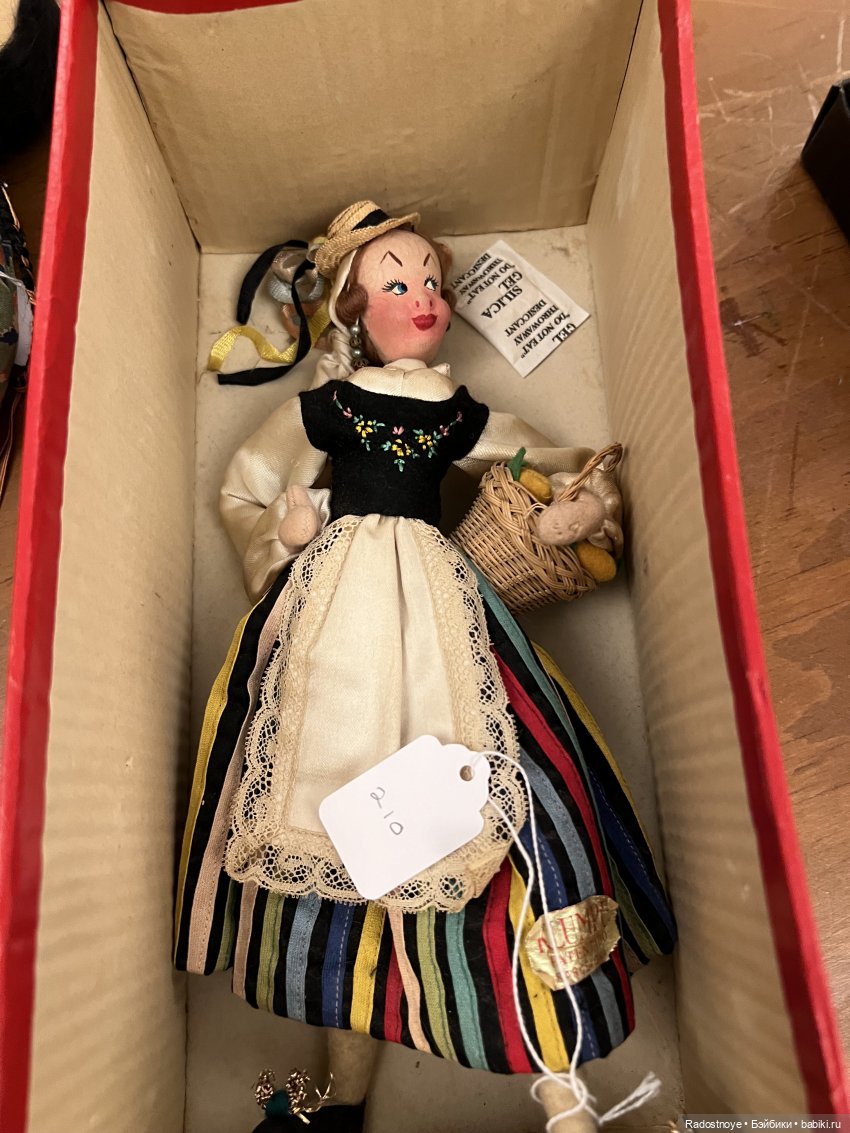 Продолжение второго опыта участия в аукционе антикварных и винтажных кукол