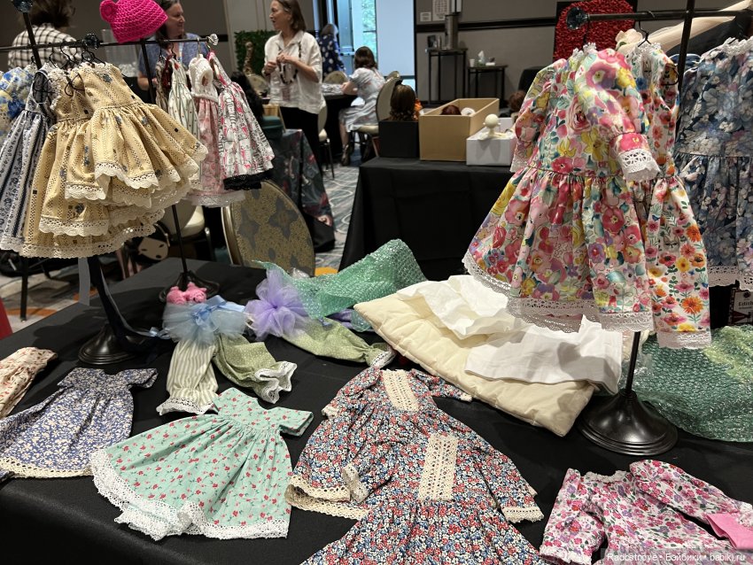 Второй день - продолжение. Выставка-продажа