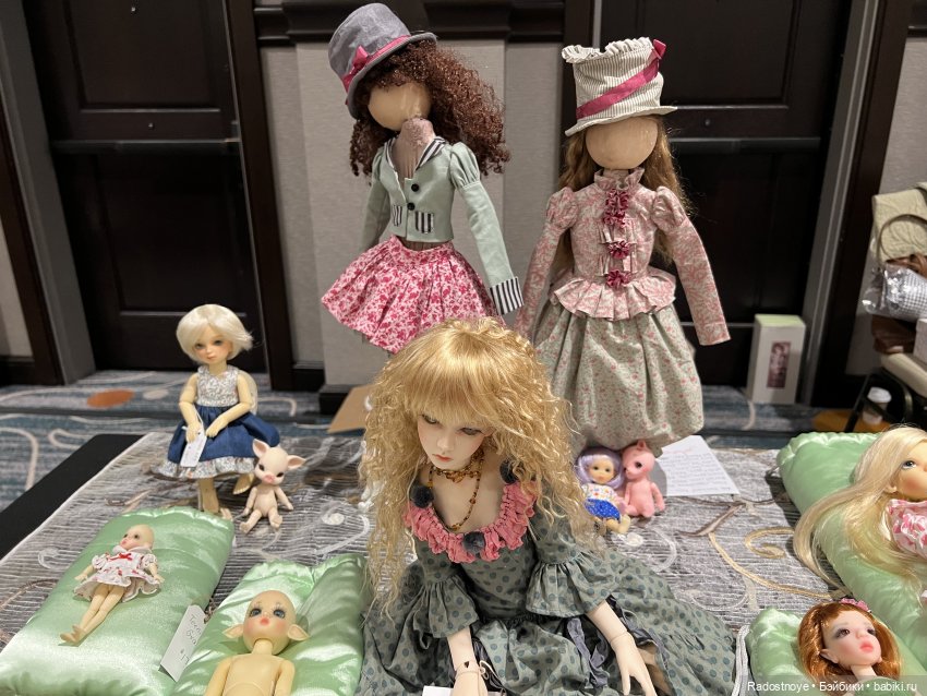 Второй день - продолжение. Выставка-продажа