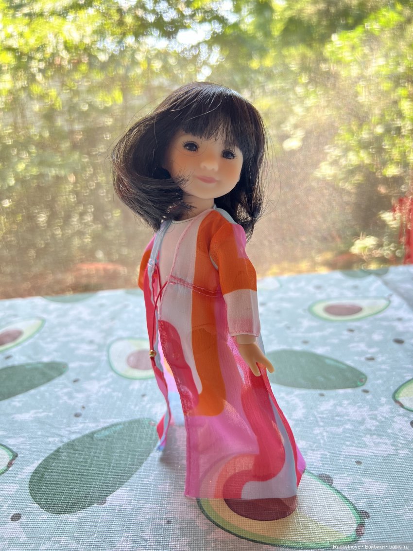 Мини Ханна — Куклы Ruby Red (Руби Ред) Fashion Friends: Siblies (фото 7)