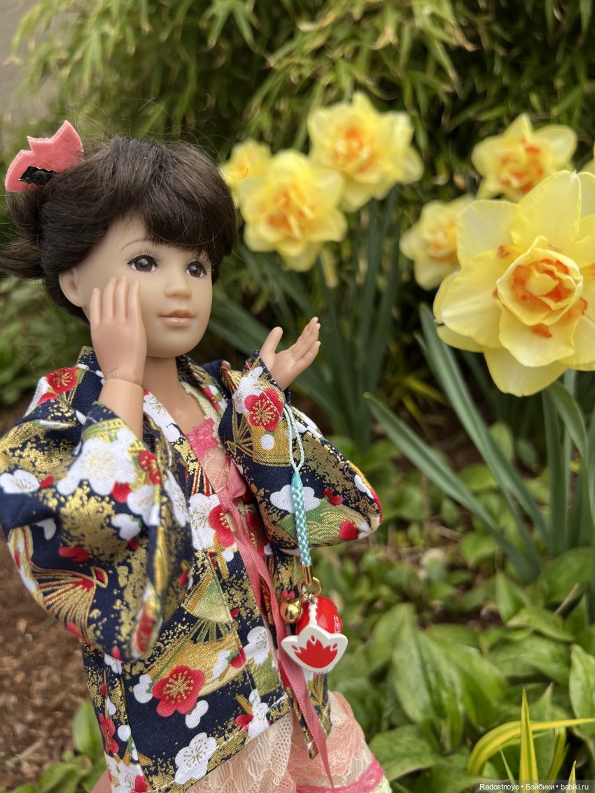 Сакура — Куклы Ruby Red (Руби Ред) Fashion Friends: Siblies (фото 3)