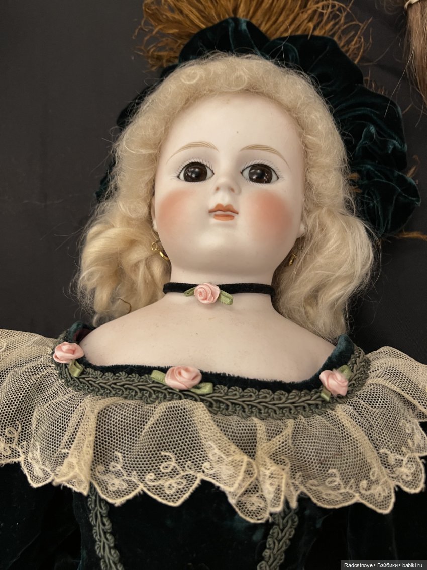 Обзор с аукциона антикварных кукол (фото 7)