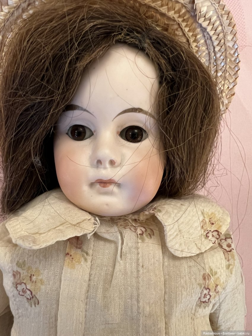 Обзор с аукциона антикварных кукол