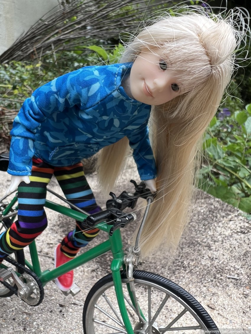 Хартсинка Соня вырвалась погулять | Бэйбики Хартсинка Соня вырвалась погулять