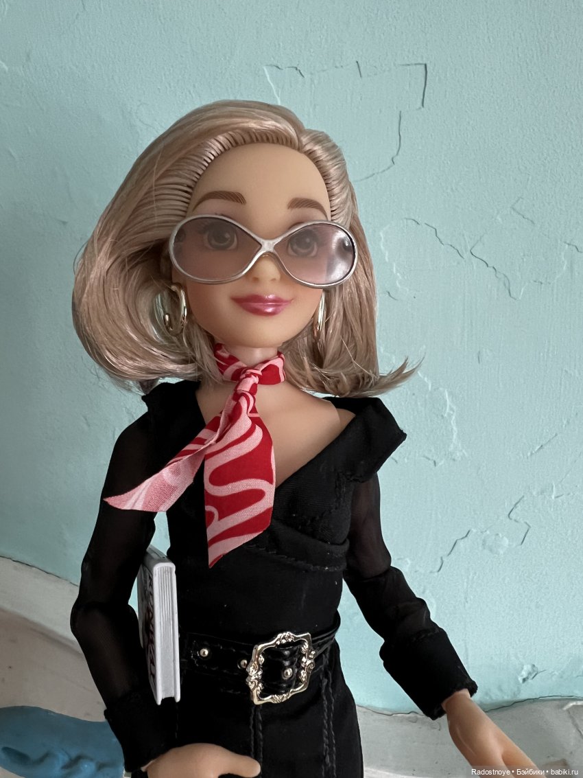 Обзор Disney Ily 4Ever «Дьявол носит Prada»