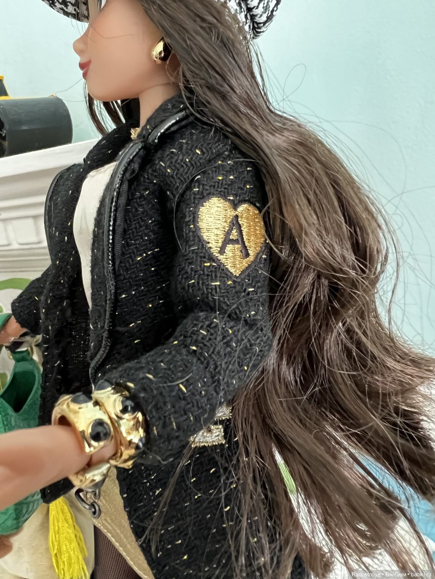 Обзор Disney Ily 4Ever «Дьявол носит Prada»