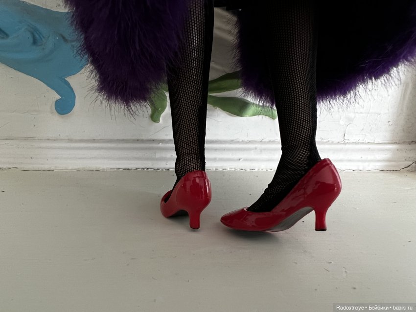 Обзор Disney Ily 4Ever «Дьявол носит Prada»