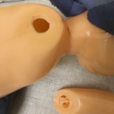 Восстановление крепления руки у Люси