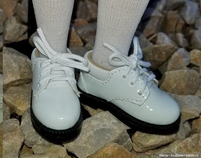 Ruby Red Galleria Fashion Friends CHARLOTTE & GEORGE (фото 7)