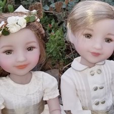 Ruby Red Galleria Fashion Friends CHARLOTTE & GEORGE